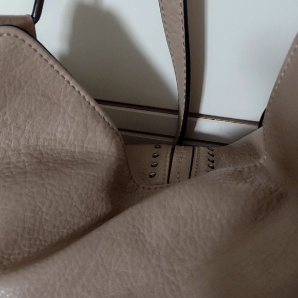 Montana West vegan leather beige started crossbody shoulder bag. - Picture 13 of 14